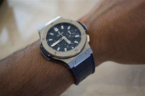 hublot big bang steel on the wrist